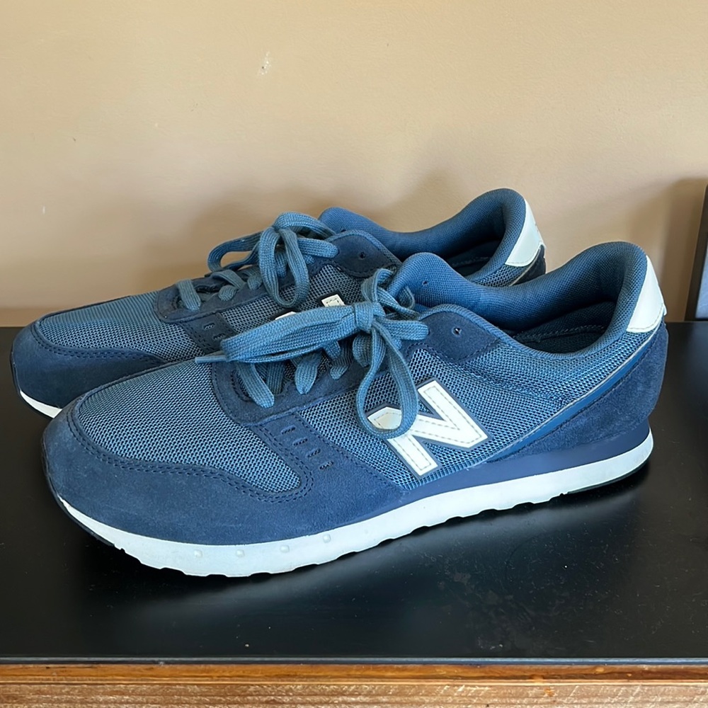 Men’s New Balance sneakers / shoes. Size 12